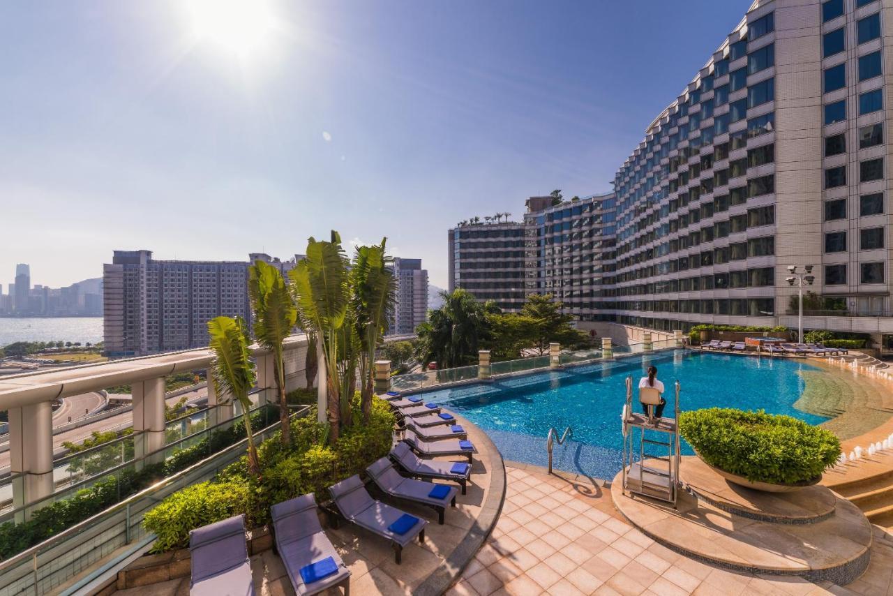 ฮาร์เบอร์ พลาซา เมโทรโปลิส 4*