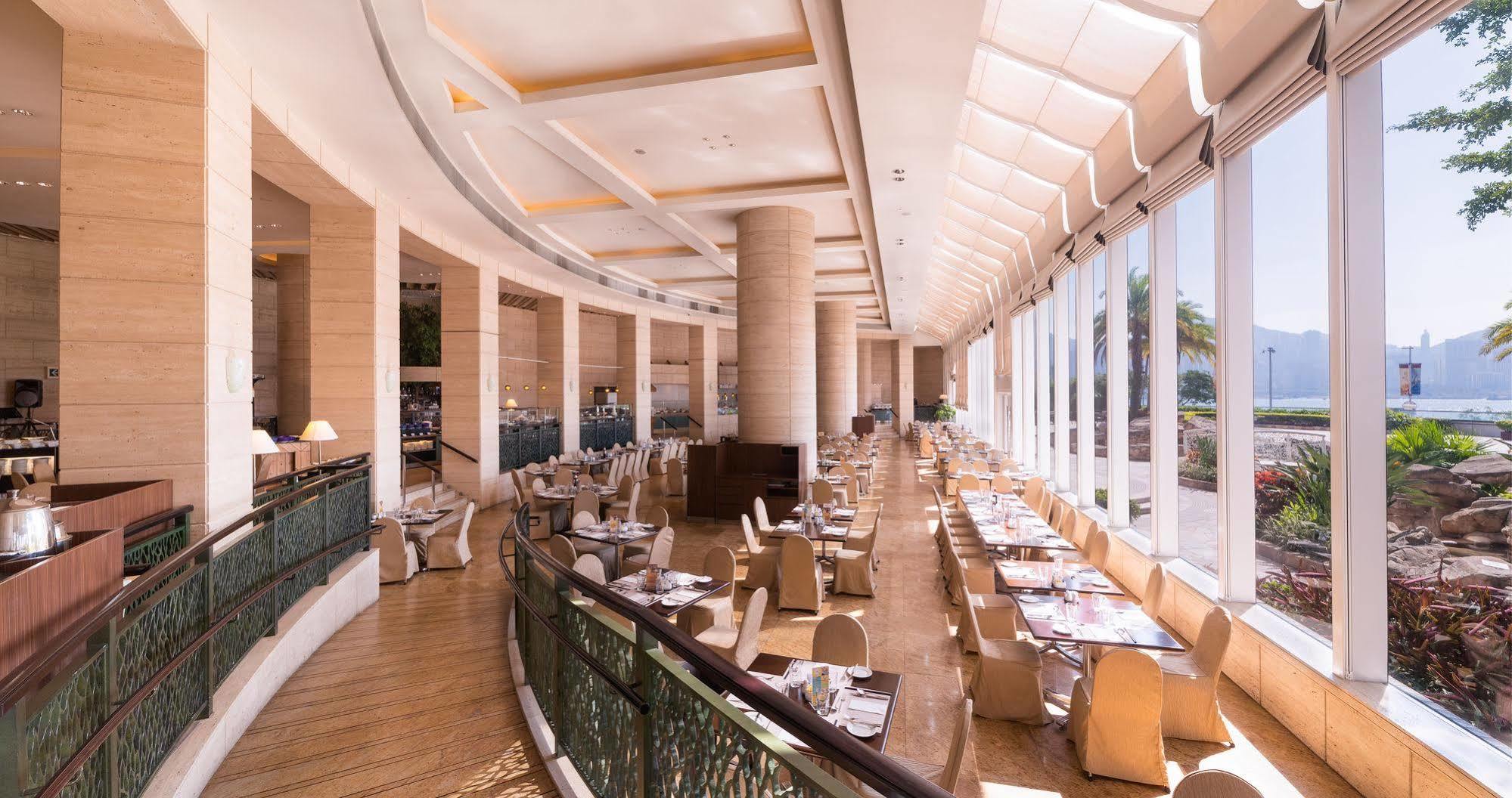 โรงแรม ฮาร์เบอร์ พลาซา เมโทรโปลิส